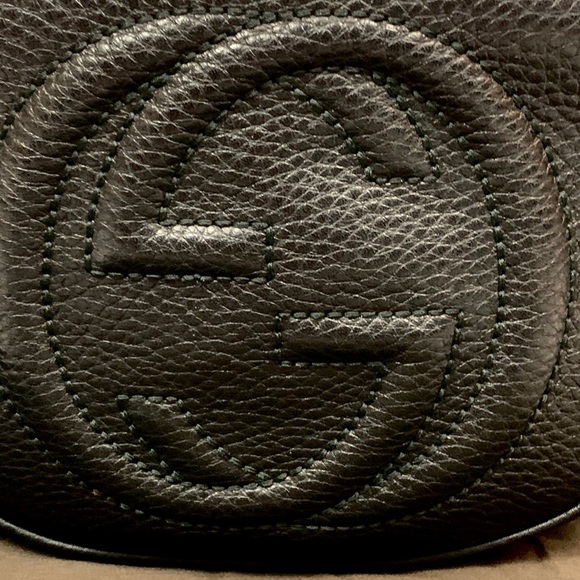 Authentic Gucci Soho Mini Round Chain Black - Picture 2 of 8